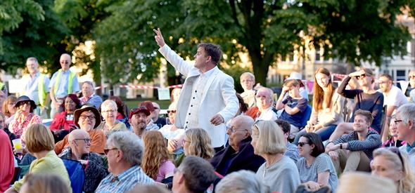 Much ado about Nothing open air theatre
