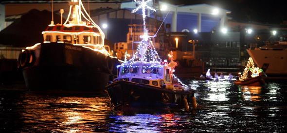 Christmas Boat