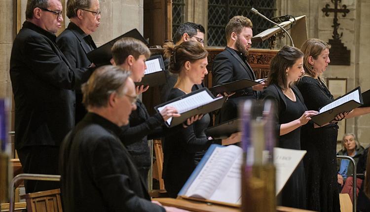 Singers of Armonico Consort