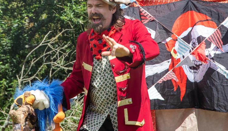 Tree House Theatre present's 'Pirates Ahoy!'