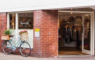photo outside shop